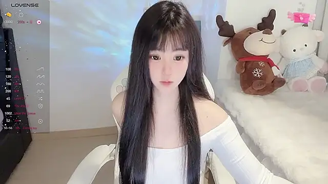 Snapshot of Milla-z chatting on 11.09.25 Milla-z online show from 11.09.25