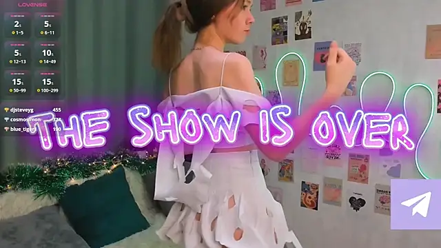 Snapshot of Dreamy_Polly chatting on 03.20.25 Dreamy Polly online show from 03.20.25