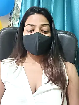 Snapshot of CRAZY__BITE chatting on 11.27.25 CRAZY BITE online show from 11.27.25