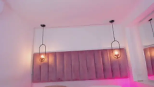 Snapshot of Haily_b chatting on 11.27.25 Haily b online show from 11.27.25