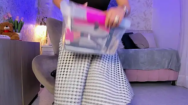 Liannaa  online show from 03.05.26