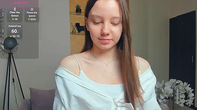 EdinaCordner online show from 11.08.25