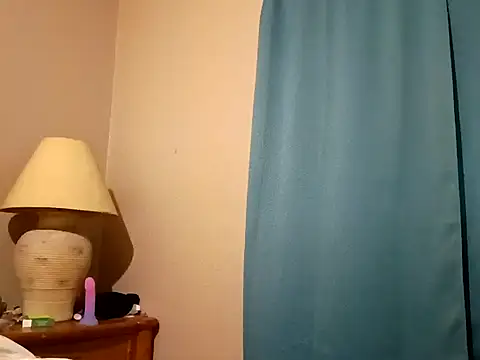 Snapshot of wetnwildforyou chatting on 12.13.25 wetnwildforyou online show from 12.13.25