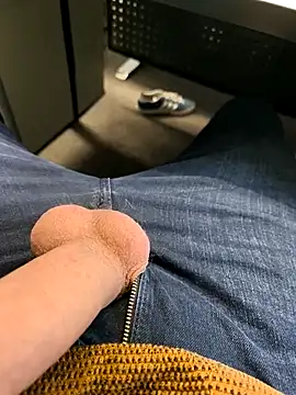 Snapshot of bavaricus123 chatting on 03.09.26 bavaricus123 online show from 03.09.26