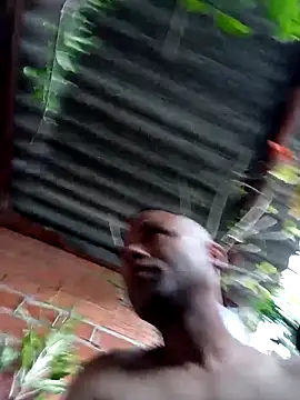 Snapshot of Poptrezegostoso chatting on 11.29.25 Poptrezegostoso online show from 11.29.25