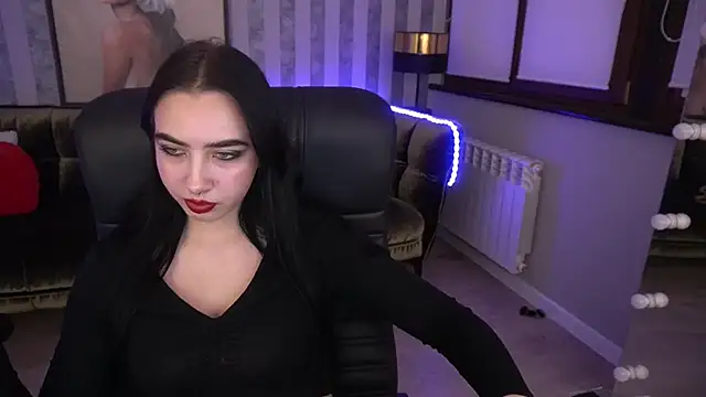 Snapshot of WildKittenX_ chatting on 02.26.25 WildKittenX online show from 02.26.25