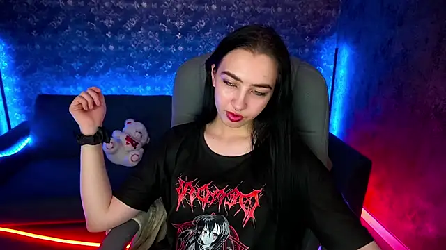 Snapshot of WildKittenX_ chatting on 03.01.25 WildKittenX online show from 03.01.25