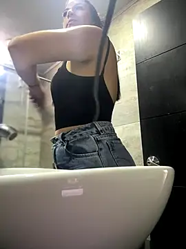 Mila LS online show from 09.13.25