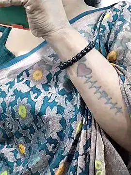 abinaya26 online show from 10.28.25