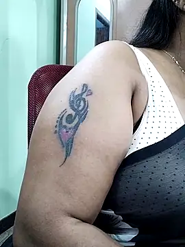 abinaya26 online show from 12.22.25