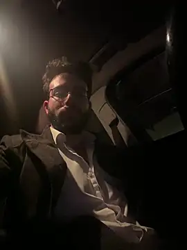 YJeromZCoxk online show from 03.12.25