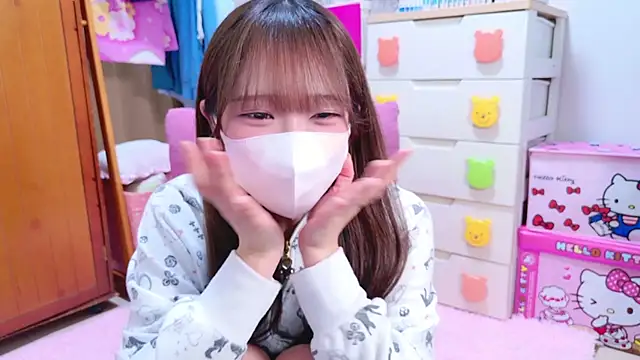 Snapshot of Oo_aki chatting on 03.14.25 Oo aki online show from 03.14.25