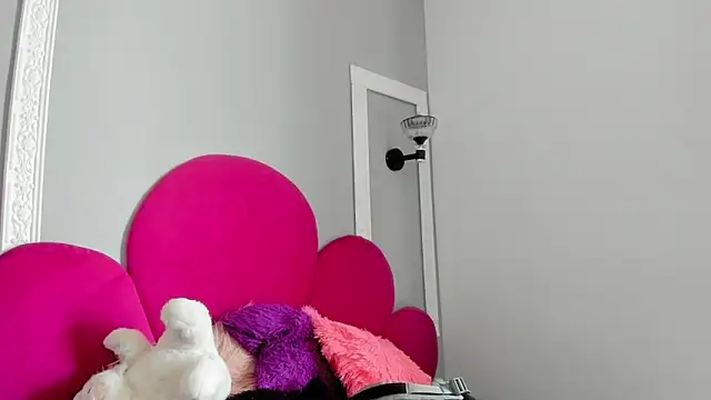 Snapshot of Bonniie_22 chatting on 02.12.26 Bonniie 22 online show from 02.12.26