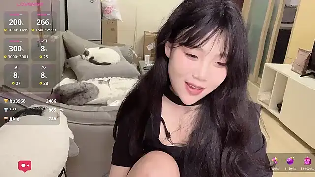 Yik-11 online show from 03.08.25