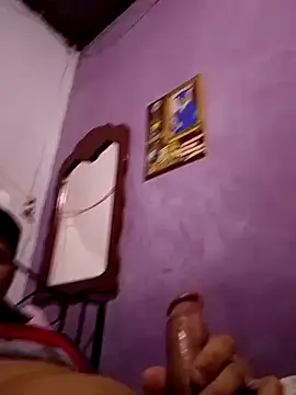 Snapshot of Luis_katya chatting on 10.22.25 Luis katya online show from 10.22.25