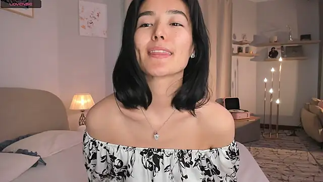 Snapshot of RanelDiva chatting on 04.06.26 RanelDiva online show from 04.06.26