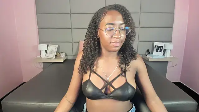 Qeen blackk online show from 12.04.25