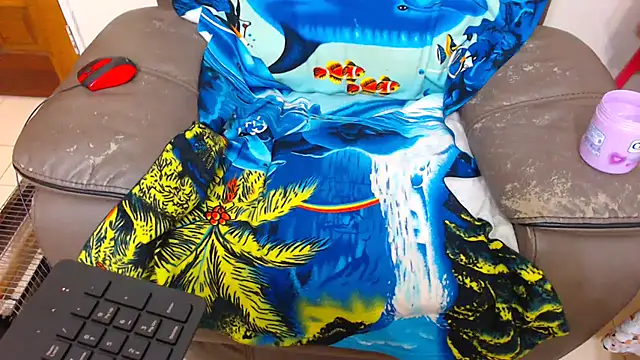 ChocolateClit online show from 11.23.25