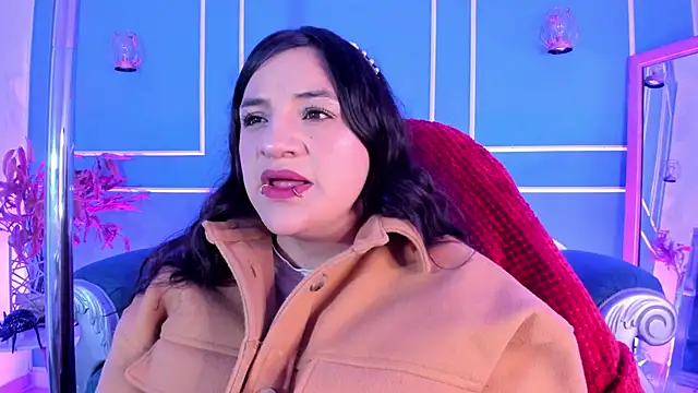 Snapshot of TaraTaylorr chatting on 01.13.26 TaraTaylorr online show from 01.13.26