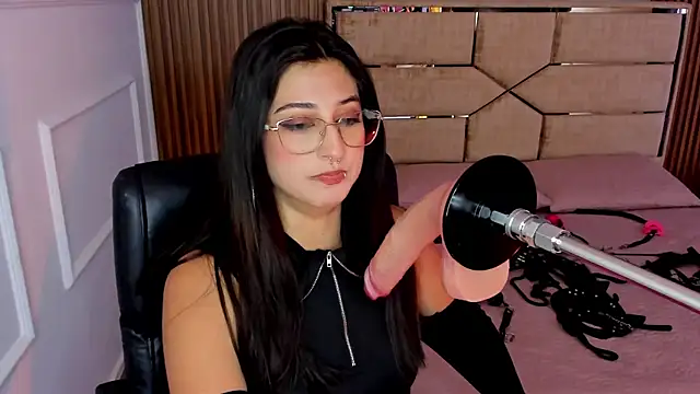 Gabrielakassi online show from 11.14.25