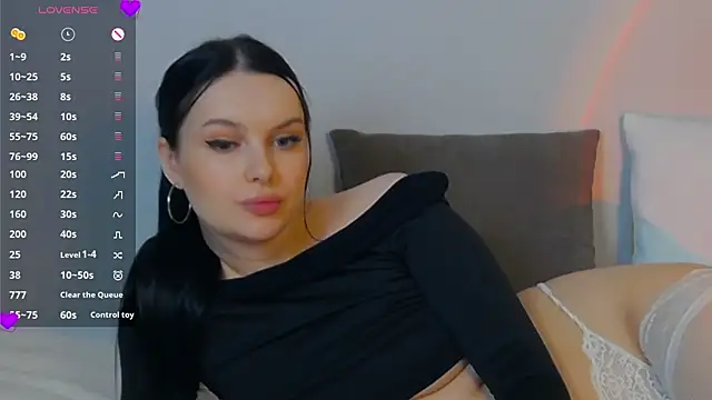 Miss Vic online show from 03.07.25