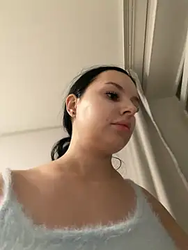 Miss Vic online show from 11.30.25