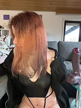 SweetSeraphine online show from 03.14.25