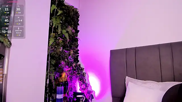 Fernanda liie  online show from 02.27.26