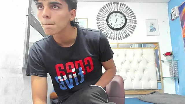 heiker  online show from 03.02.25