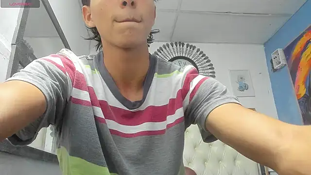 heiker  online show from 03.07.25