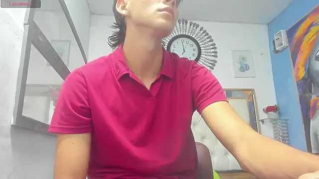 heiker  online show from 03.08.25