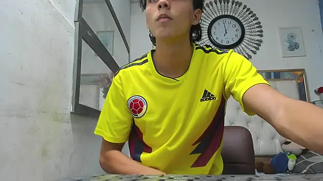 heiker  online show from 03.13.25