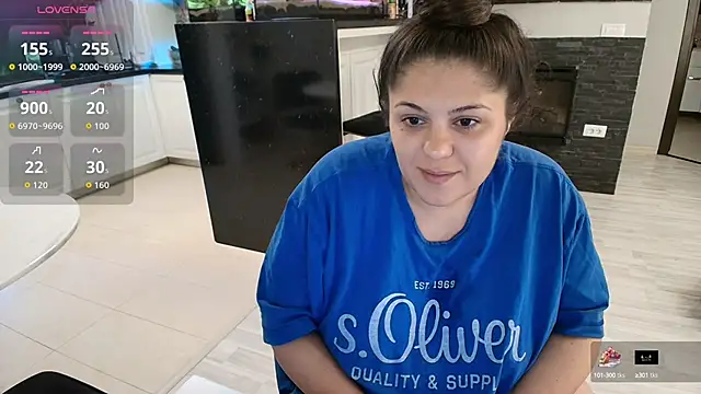 Layla- online show from 09.25.25