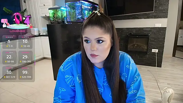 Layla- online show from 11.08.25