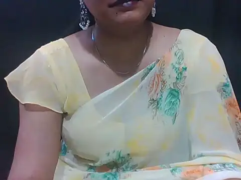 Snapshot of sugandha_bhabhi chatting on 07.13.26 sugandha bhabhi online show from 07.13.26