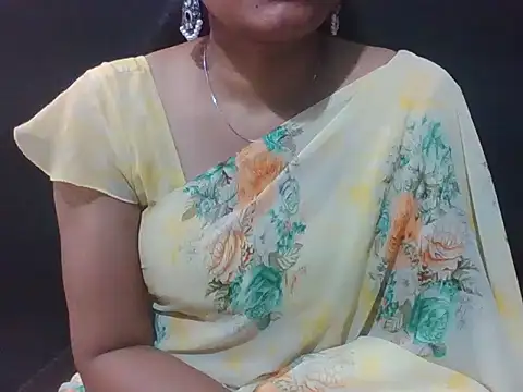 Snapshot of sugandha_bhabhi chatting on 07.15.26 sugandha bhabhi online show from 07.15.26
