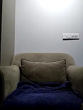 Snapshot of freakydesi chatting on 12.15.25 freakydesi online show from 12.15.25