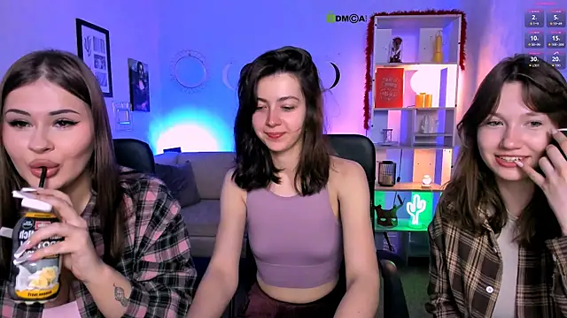 Snapshot of helli_belli chatting on 03.31.26 helli belli online show from 03.31.26