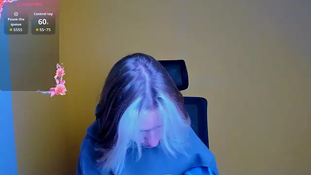 Fiona Night online show from 10.08.25