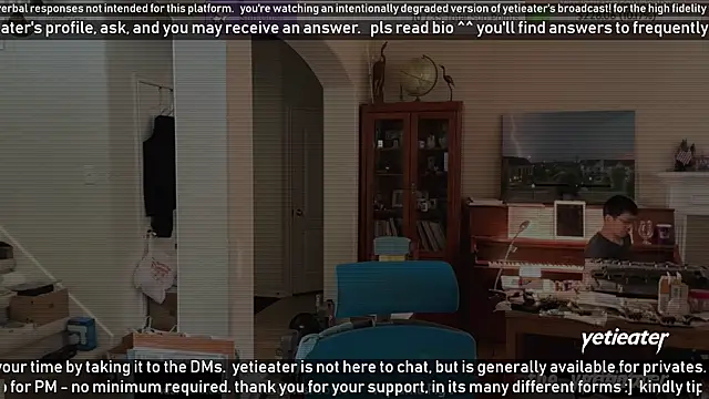 Snapshot of yetieater chatting on 01.24.25 yetieater online show from 01.24.25