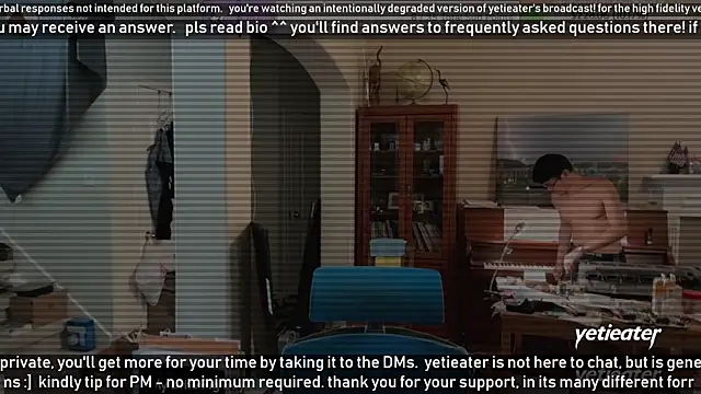 Snapshot of yetieater chatting on 02.07.25 yetieater online show from 02.07.25