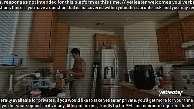 Snapshot of yetieater chatting on 07.23.26 yetieater online show from 07.23.26