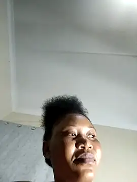 JuicyMilkyTizzy online show from 03.03.25