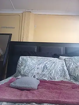 JuicyMilkyTizzy online show from 07.04.26