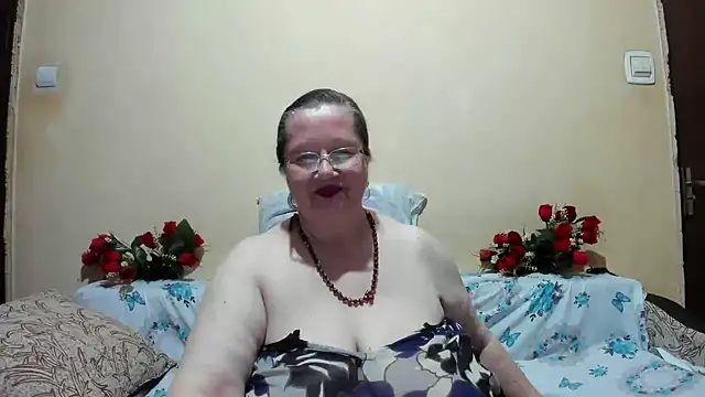 SingleMILF online show from 05.13.26
