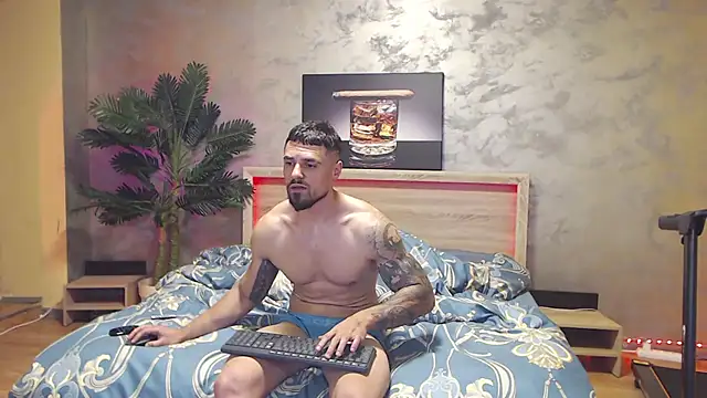 Tiberius hunk online show from 05.31.26