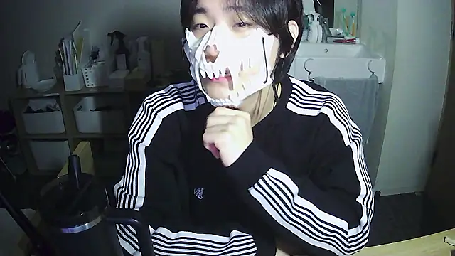 Snapshot of sdamvo2 chatting on 07.22.26 sdamvo2 online show from 07.22.26