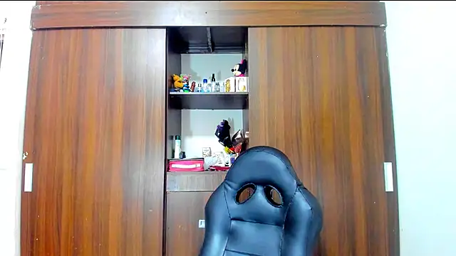 Dreamastercum  online show from 11.21.25