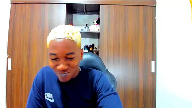 Dreamastercum  online show from 12.14.25