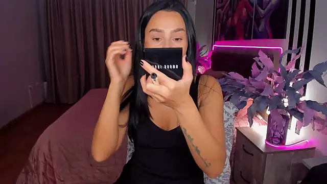 DanaSincere online show from 10.24.25